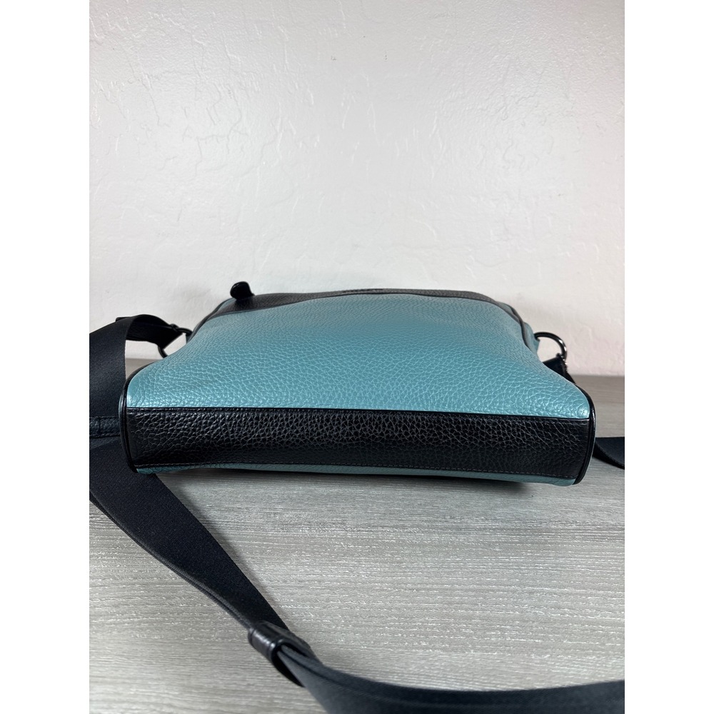 Coach Gharles Camera Bag Blue/Green Black Pebbled Leather Crossbody Messenger - Picture 7 of 9